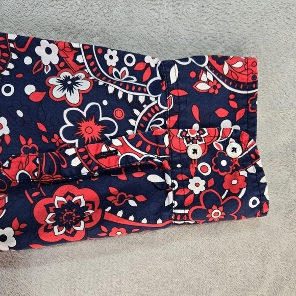Talbots 100% Cotton Blue Red White Floral Paisley Button-Up Shirt Patriotic - Picture 8 of 8